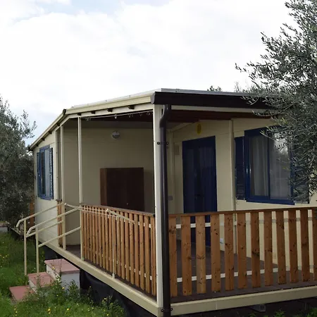 Camping Fontana Delle Rose Mattinata Exterior photo