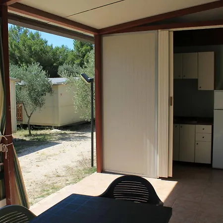 Camping Fontana Delle Rose Mattinata Exterior photo