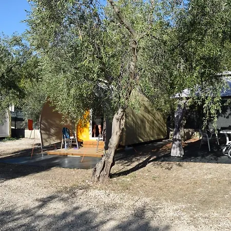 Camping Fontana Delle Rose Mattinata Exterior photo