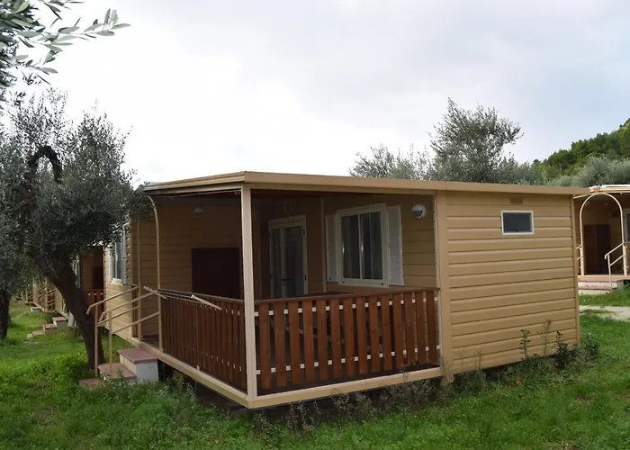 Camping Fontana Delle Rose